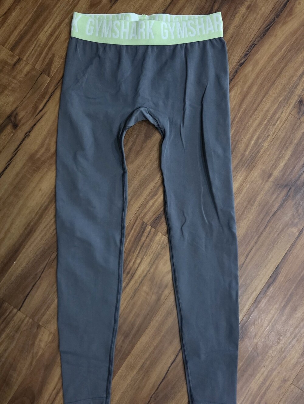 Gymshark Gray Leggings Size Small Green Logo Waistband